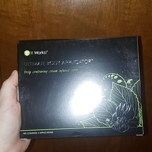 It works wraps 4 in each pack